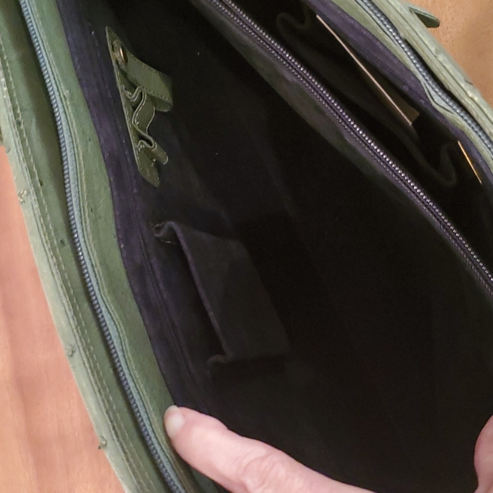 Handbag - Picture 6 of 7